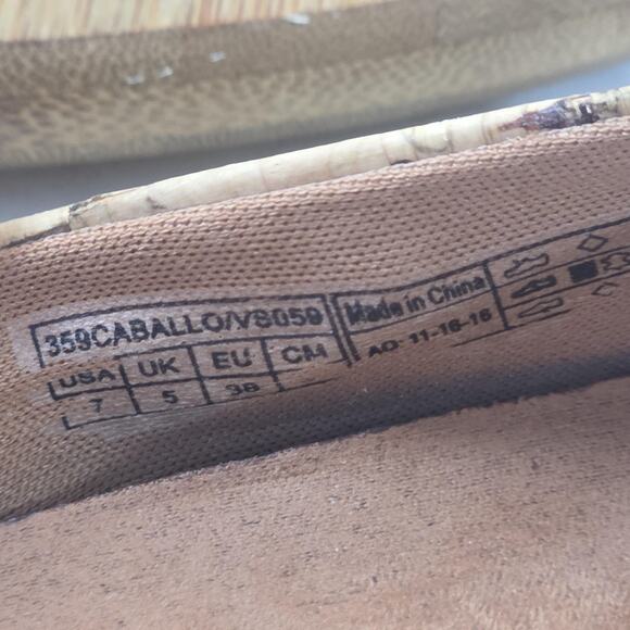 Vionic Shoes Womens Size 7 Cork Pointed Toe Flats Slip-On Orthotic Comfort - Picture 14 of 14